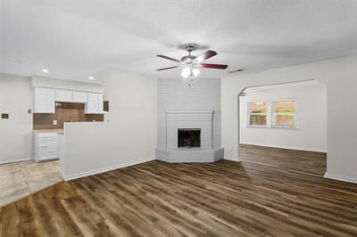 5001 Darrow Lane, Arlington TX 76017 - Photo 3