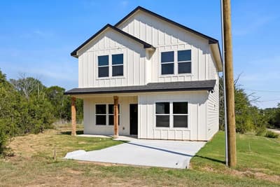 5660 Lone Star Circle, Granbury TX 76048 - Photo 2