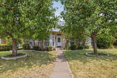 1517 Palisades Drive, Carrollton TX 75007