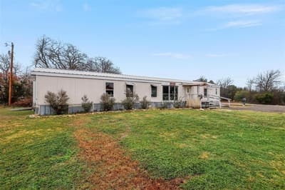 4012 Nebraska Trail, Granbury TX 76048 - Photo 2