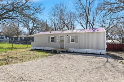 88 Live Oak Street, Alvarado TX 76009 - Photo 4