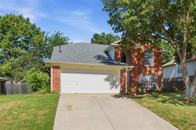 747 Cedar Leaf Circle, Lake Dallas TX 75065 - Photo 3