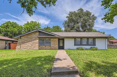 2309 Woodlawn Drive, Ennis TX 75119