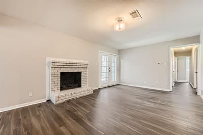 2309 Woodlawn Drive, Ennis TX 75119 - Photo 5