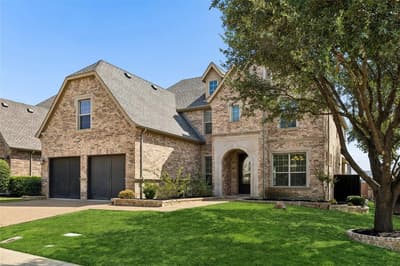 7306 Comal Drive, Irving TX 75039 - Photo 2