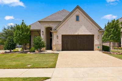 2701 Trinity Trail Way, Fort Worth TX 76118