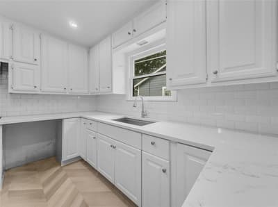 219 W Taylor Street, Sherman TX 75092 - Photo 5