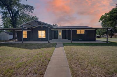 205 N 1st Street, Mabank TX 75147 - Photo 2