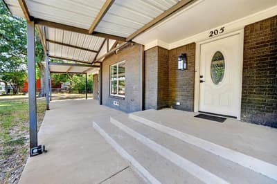 205 N 1st Street, Mabank TX 75147 - Photo 5