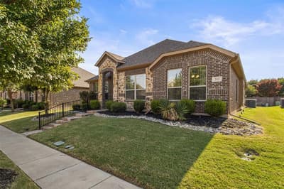 205 Melody Way, Red Oak TX 75154 - Photo 2