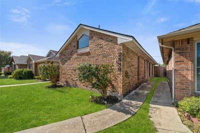 2539 Sunscape Lane, Dallas TX 75287 - Photo 2