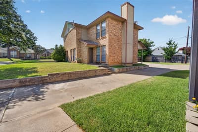 5719 Red Cactus Court, Arlington TX 76017 - Photo 2