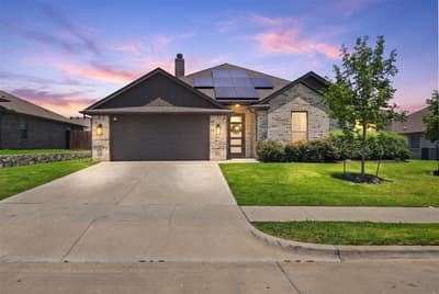 632 Steerman Court, Saginaw TX 76179