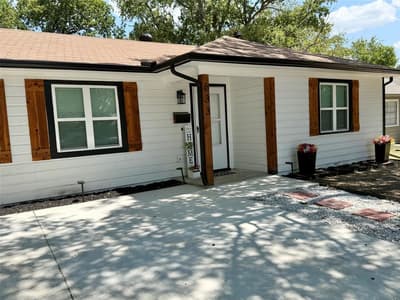 633 Cimarron Trace, Grand Prairie TX 75051 - Photo 2