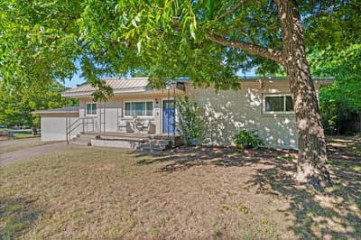 108 Clinton Drive, Weatherford TX 76086 - Photo 3