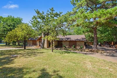 135 Creekside Drive, Double Oak TX 75077 - Photo 3