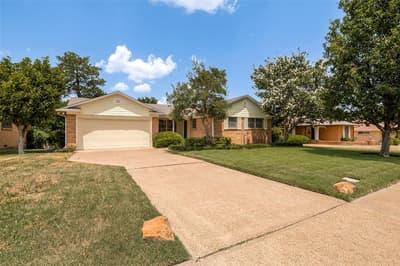 827 Oak Forest Drive, Dallas TX 75232 - Photo 2