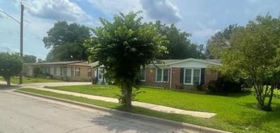 2125 Ridgeview Street, Fort Worth TX 76119 - Photo 2