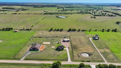 201 Private Road 107, Blum TX 76627