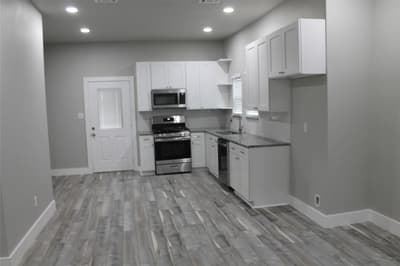 104 S Hubbard Street, Alvord TX 76225 - Photo 2