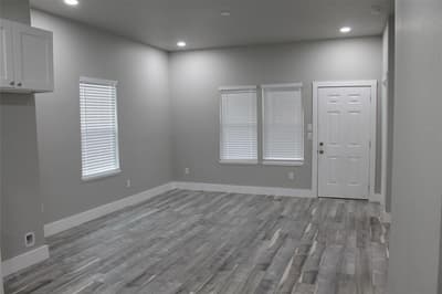 104 S Hubbard Street, Alvord TX 76225