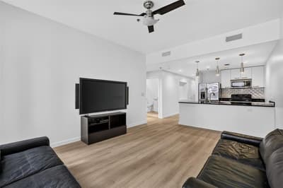 1200 Main Street # 1708, Dallas TX 75202 - Photo 3