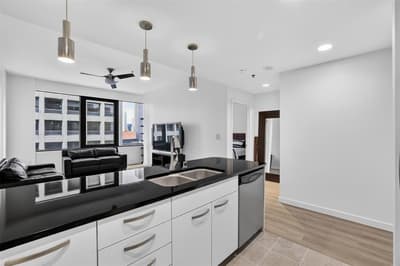 1200 Main Street # 1708, Dallas TX 75202