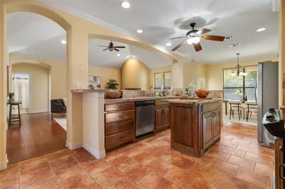 322 Jade Lane, Weatherford TX 76086 - Photo 4