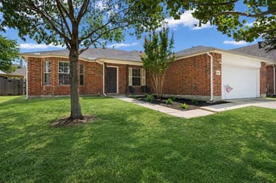 4306 Wood Stone Circle, Corinth TX 76208