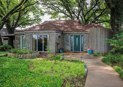 6237 Calmont Avenue, Fort Worth TX 76116