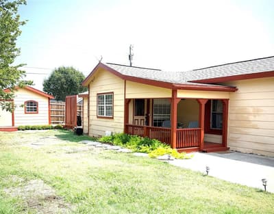 111 Ivy Lane, Roanoke TX 76262 - Photo 3