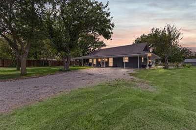 10717 County Road 507, Venus TX 76084
