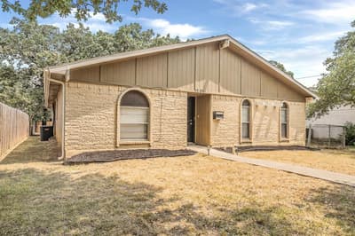 1201 Kingston Drive, Lewisville TX 75067 - Photo 3