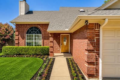 4608 Bayonne Court, Arlington TX 76016 - Photo 2