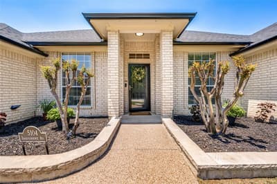5104 Independence Avenue, Arlington TX 76017 - Photo 3