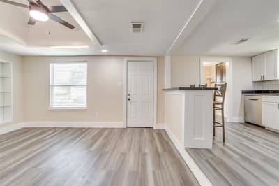 502 N Delaware Street, Irving TX 75061 - Photo 3