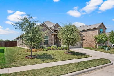 1540 Seabiscuit Drive, Granbury TX 76049 - Photo 3