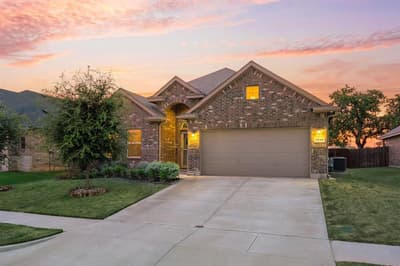 1540 Seabiscuit Drive, Granbury TX 76049
