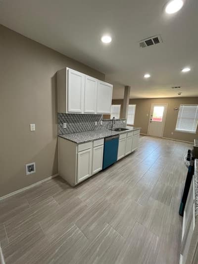 2210 Marvin Drive, Lancaster TX 75134 - Photo 5