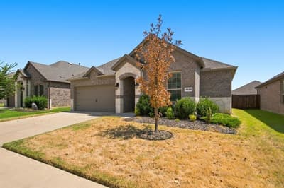 3250 Hunters Glen Drive, Aubrey TX 76227