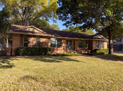 821 Glen Oaks Boulevard, Dallas TX 75232