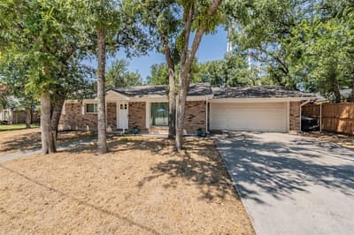 909 Shady Oaks, Bridgeport TX 76426