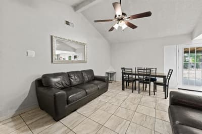 1825 Avenue B, Grand Prairie TX 75051 - Photo 4