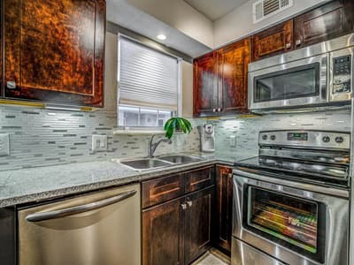 4303 Buena Vista Street # 203, Dallas TX 75205 - Photo 5