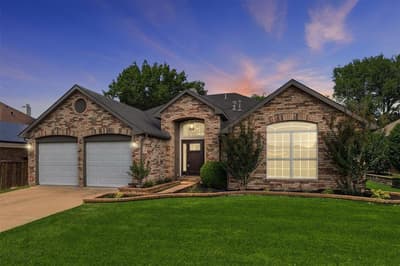 2313 Whitman Lane, Flower Mound TX 75028