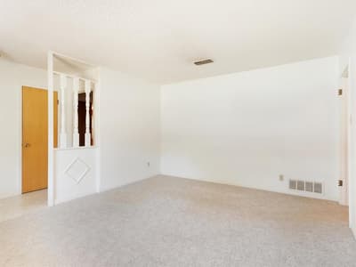 108 W Cunningham Street, Bonham TX 75418 - Photo 5