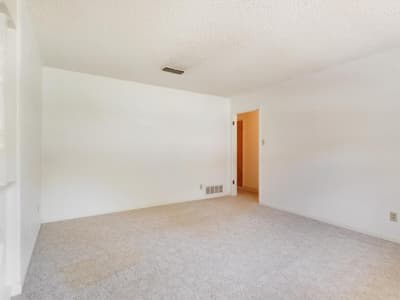 108 W Cunningham Street, Bonham TX 75418 - Photo 4