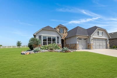 12424 Blue Granite Drive, Denton TX 76207 - Photo 2