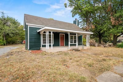 1008 W 10th Street, Bonham TX 75418 - Photo 3