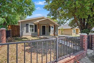 1255 E Davis Avenue, Fort Worth TX 76104 - Photo 2